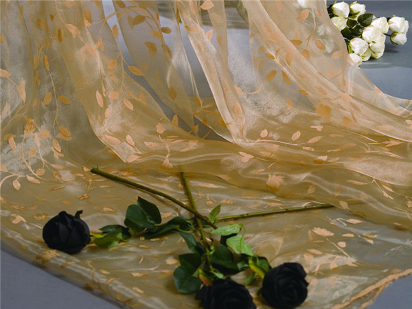 窗帘布艺设计要注意哪些?