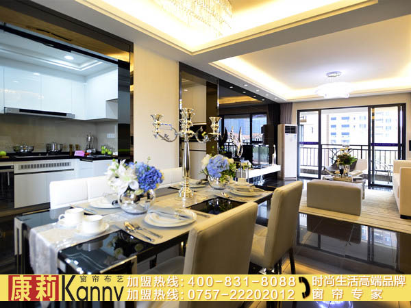 高明黑白板房设计餐厅